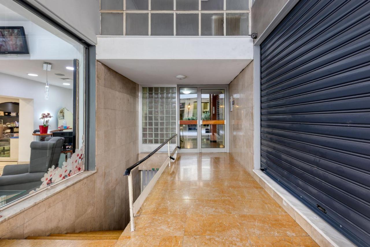 Central Athens Penthouse מראה חיצוני תמונה